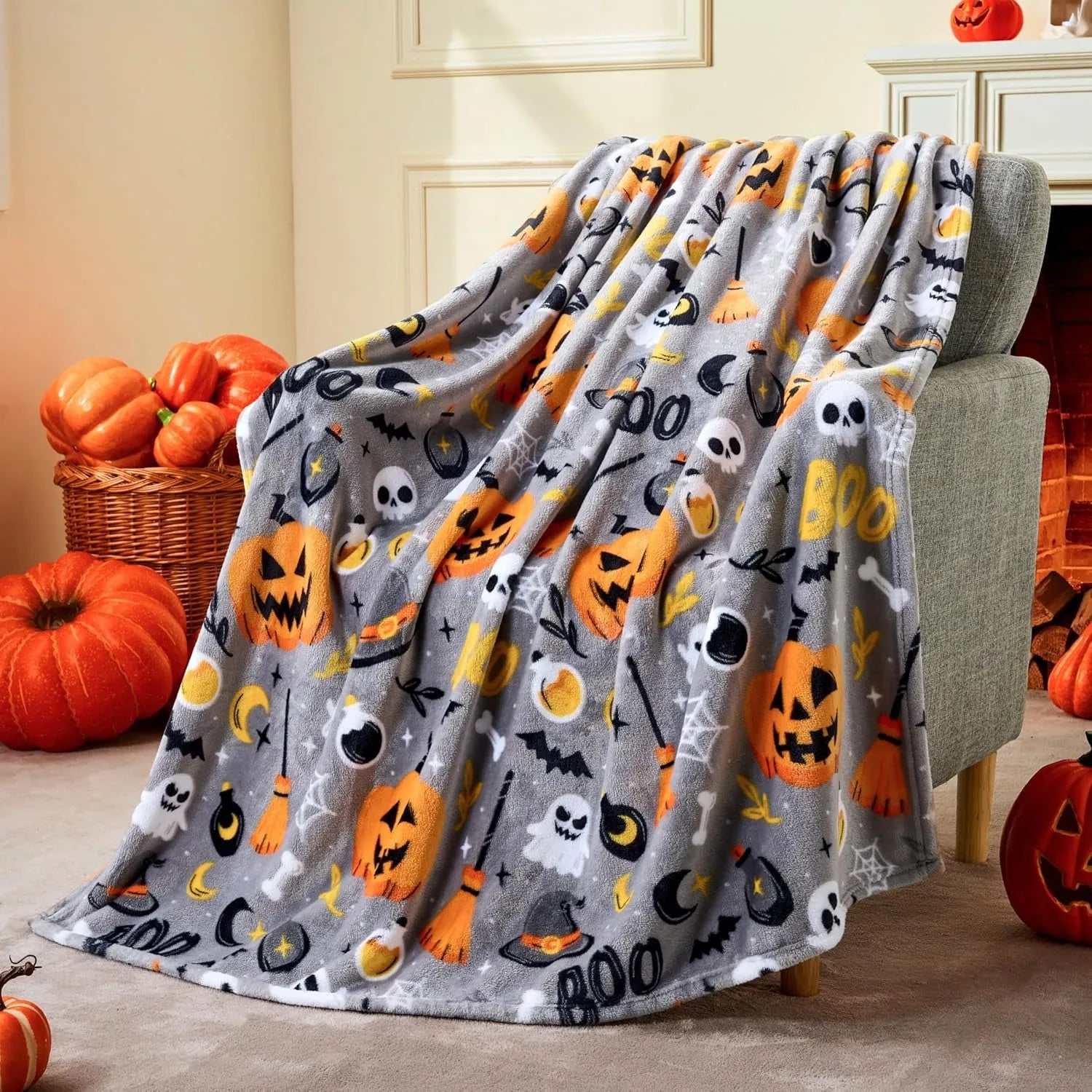 1PC Halloween Throw Blanket Black Bat Pumpkin Ghost Skull Thin Blanket Gifts for Decor Couch Bed Car Home Camping all season use 8