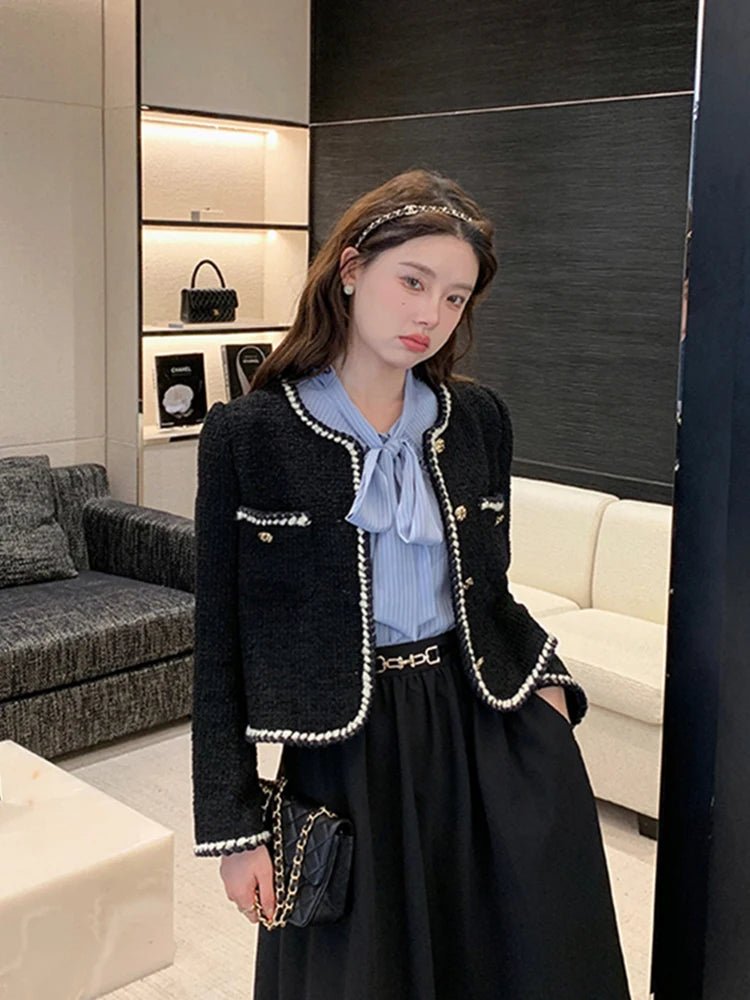 Elara Women's Blazer | Structured Tweed, Vintage Elegance 4