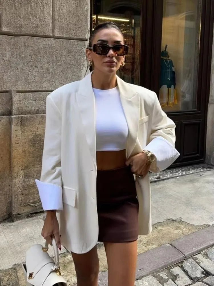 Remy Women's Black Blazer | Structured Fabric, Tailored Fit 2